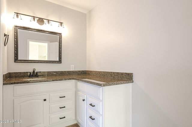 4950 N MILLER Road 212, Scottsdale, AZ 85251