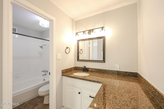 4950 N MILLER Road 212, Scottsdale, AZ 85251