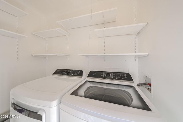 4950 N MILLER Road 212, Scottsdale, AZ 85251