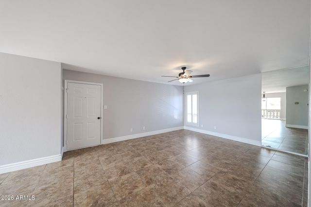 4950 N MILLER Road 212, Scottsdale, AZ 85251