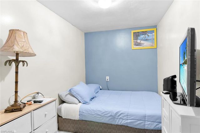 16200 Cathy CT, Fort Myers, FL 33908