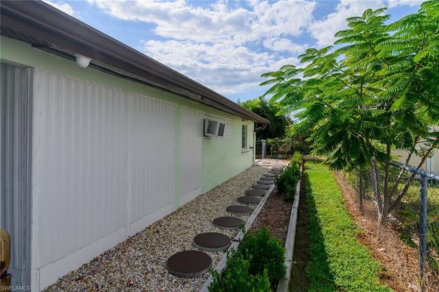 16200 Cathy CT, Fort Myers, FL 33908