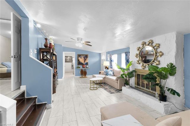 16200 Cathy CT, Fort Myers, FL 33908