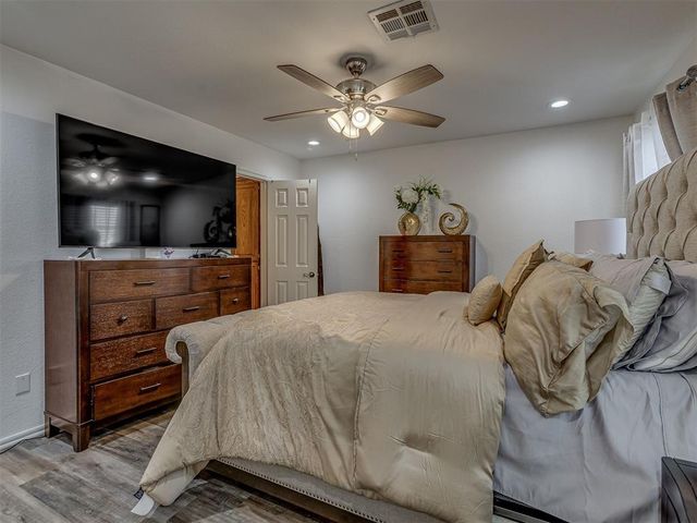 2537 Lynn Lane, Oklahoma City, OK 73120