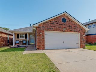 2537 Lynn Lane, Oklahoma City, OK 73120