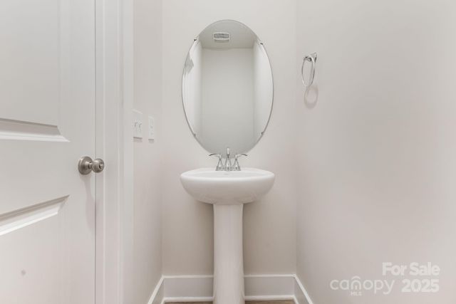 106 Silverwood Court, Mooresville, NC 28115