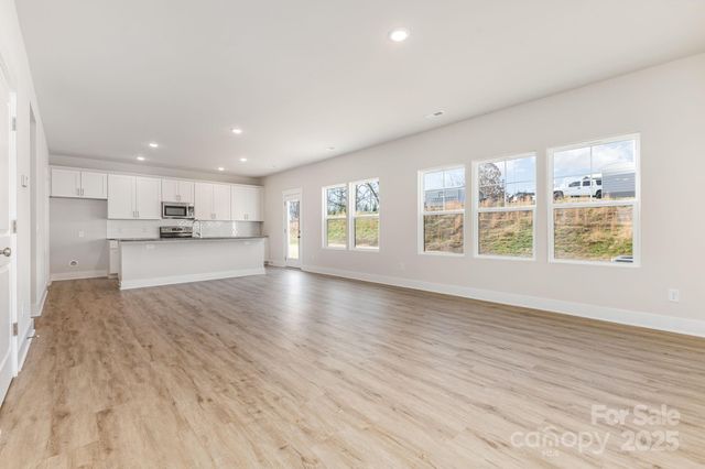 106 Silverwood Court, Mooresville, NC 28115