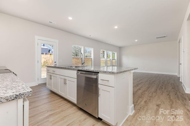 106 Silverwood Court, Mooresville, NC 28115