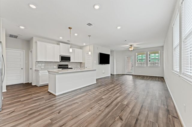 5602 Giving Grace Way, Houston, TX 77048