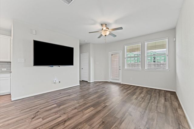 5602 Giving Grace Way, Houston, TX 77048