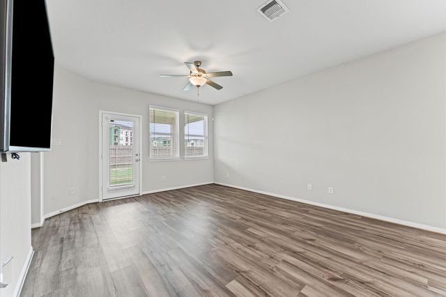 5602 Giving Grace Way, Houston, TX 77048