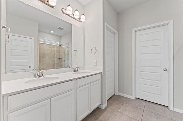 5602 Giving Grace Way, Houston, TX 77048