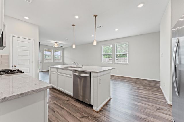 5602 Giving Grace Way, Houston, TX 77048