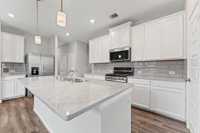 5602 Giving Grace Way, Houston, TX 77048