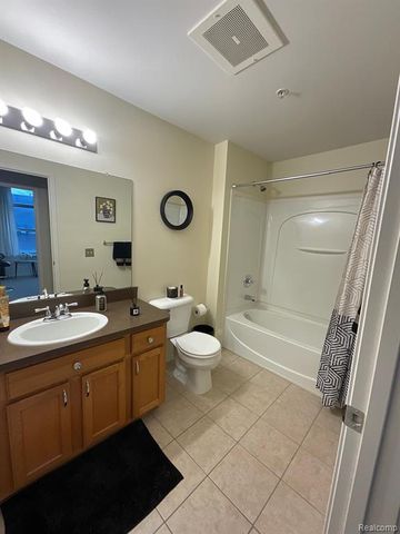 66 Winder Street 325, Detroit, MI 48201