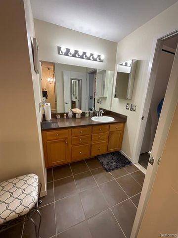 66 Winder Street 325, Detroit, MI 48201