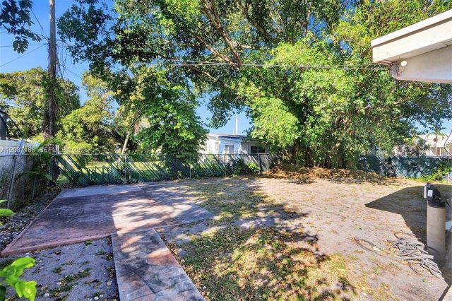 581 NE 175th Terrace, North Miami Beach, FL 33162