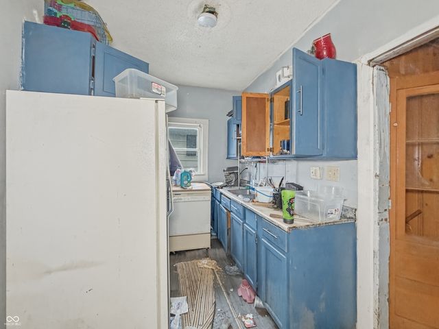 1019 S Norfolk Street, Indianapolis, IN 46241