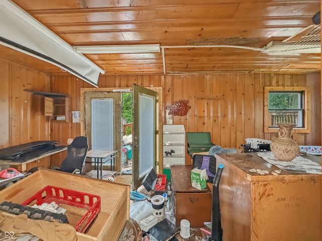 1019 S Norfolk Street, Indianapolis, IN 46241
