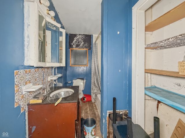 1019 S Norfolk Street, Indianapolis, IN 46241