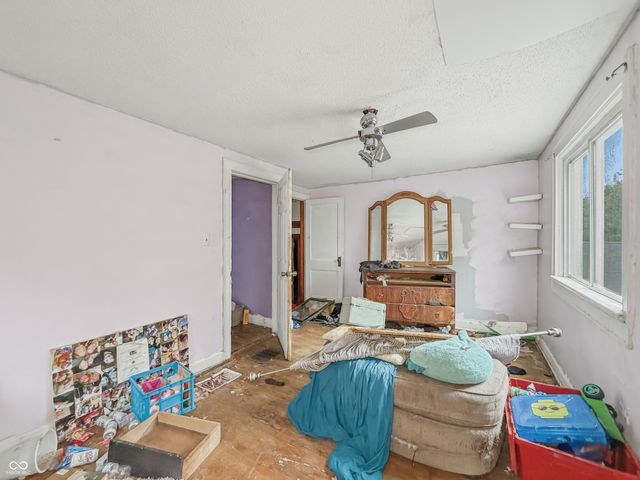 1019 S Norfolk Street, Indianapolis, IN 46241