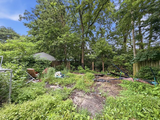 1019 S Norfolk Street, Indianapolis, IN 46241