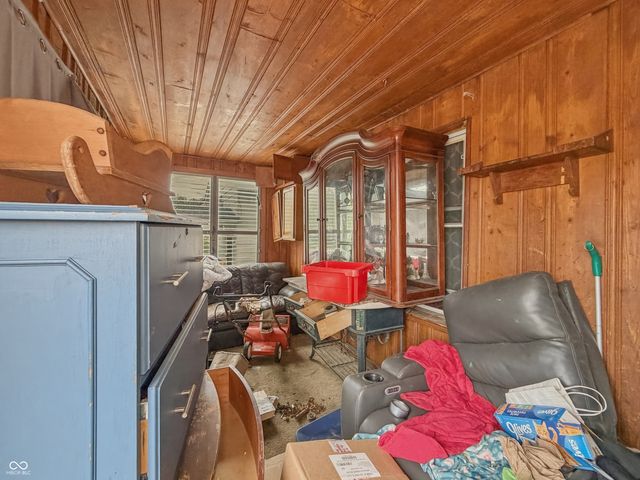 1019 S Norfolk Street, Indianapolis, IN 46241