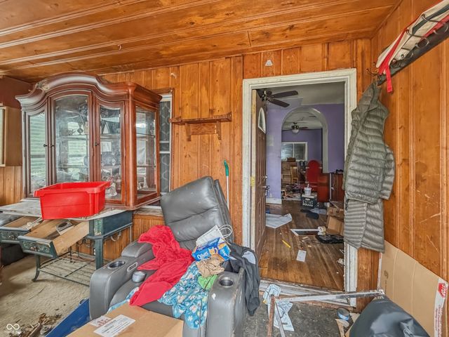 1019 S Norfolk Street, Indianapolis, IN 46241