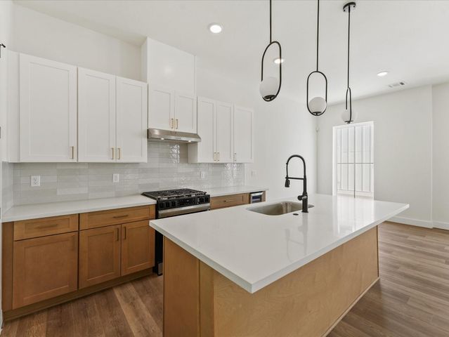 1804 Del Norte C, Houston, TX 77018