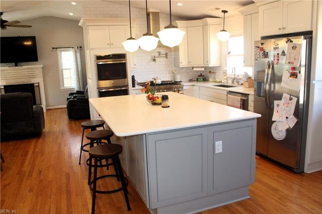 201 Skimino RD, Williamsburg, VA 23188