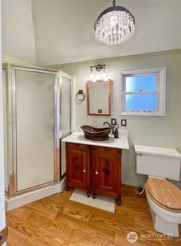 1510 W Water Street, South Bend, WA 98586