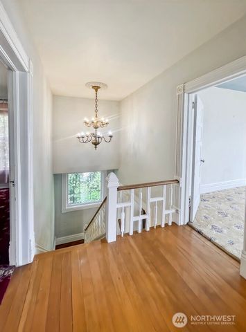 1510 W Water Street, South Bend, WA 98586