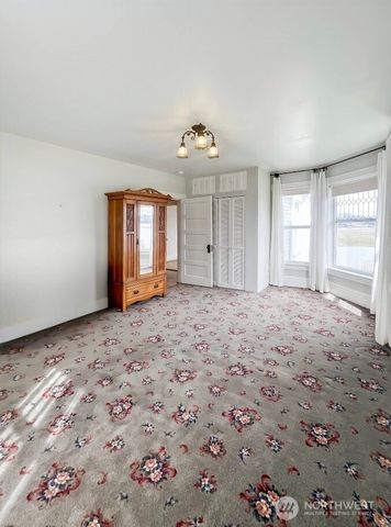 1510 W Water Street, South Bend, WA 98586