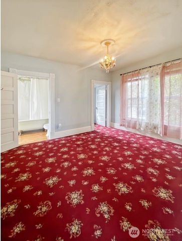 1510 W Water Street, South Bend, WA 98586