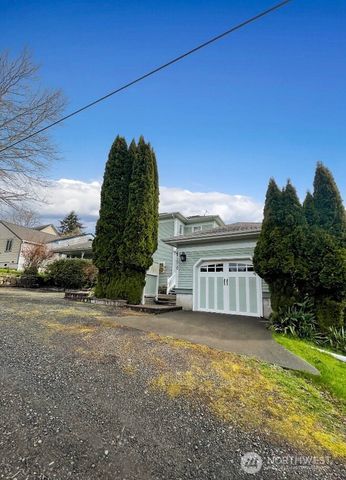 1510 W Water Street, South Bend, WA 98586