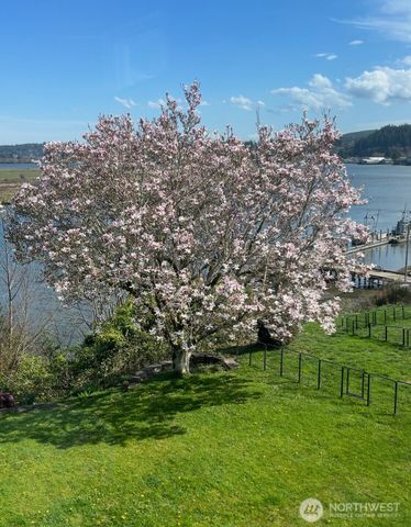 1510 W Water Street, South Bend, WA 98586