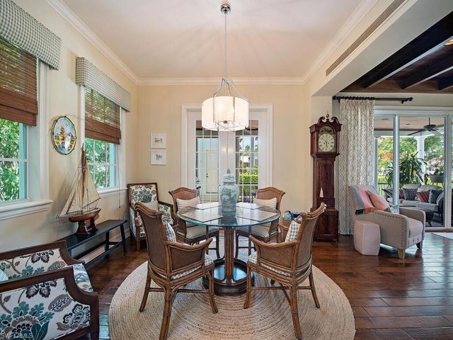 613 14th AVE, Naples, FL 34102