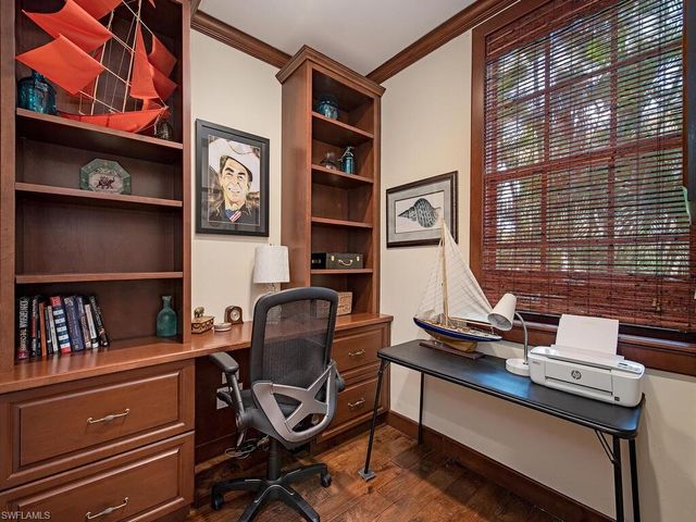 613 14th AVE, Naples, FL 34102