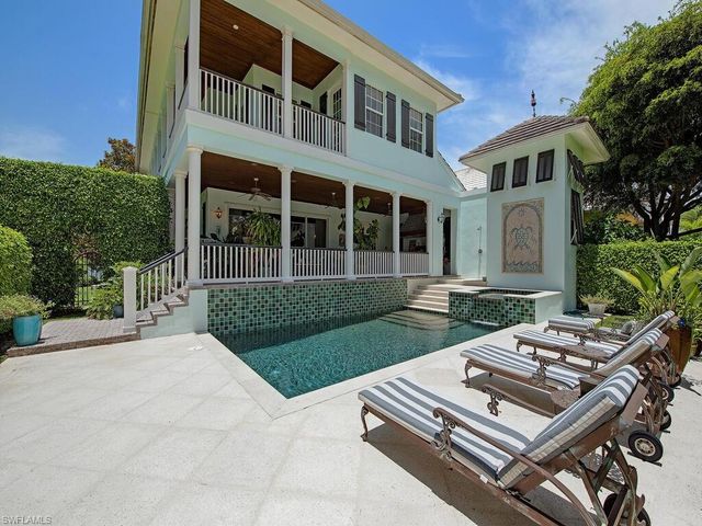 613 14th AVE, Naples, FL 34102