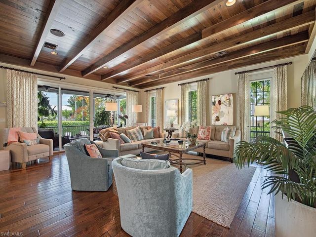 613 14th AVE, Naples, FL 34102