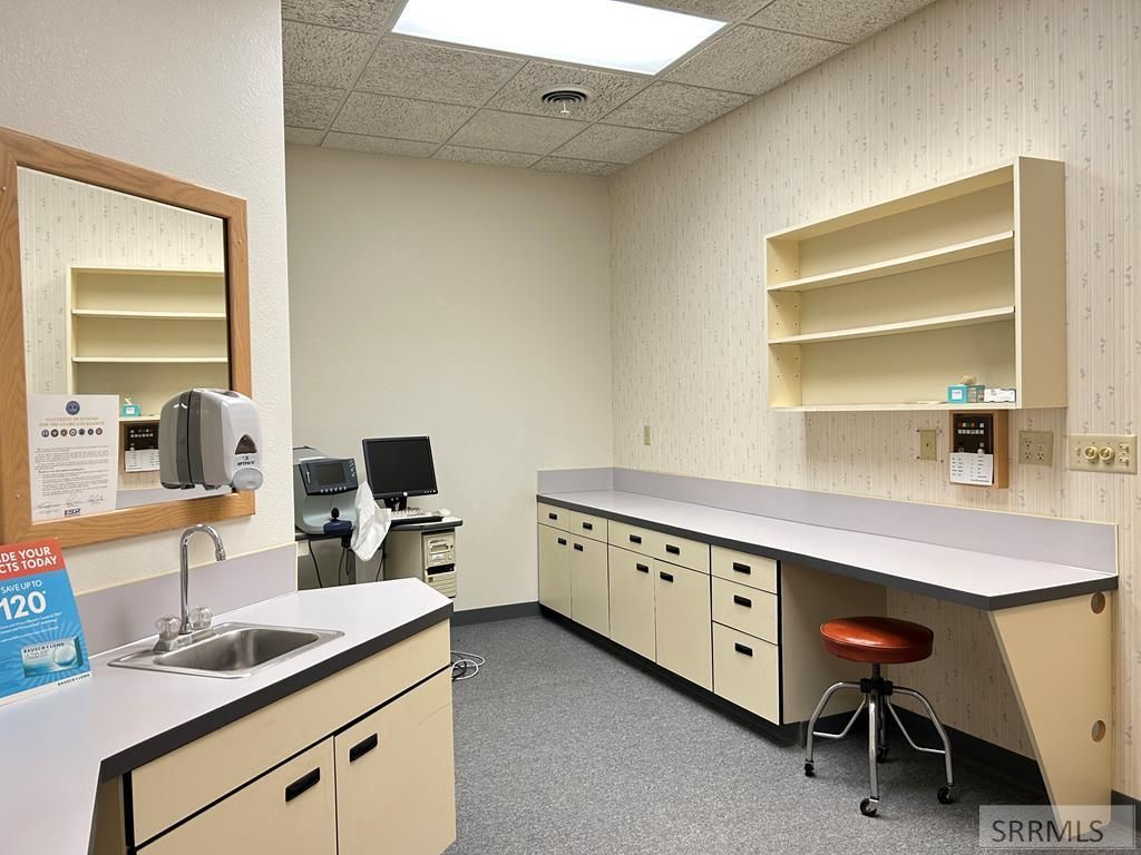 Image 40 of property listing at 34 SE Main Street, Blackfoot, ID 83221