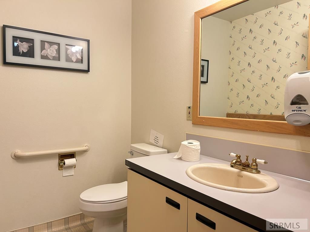 Image 47 of property listing at 34 SE Main Street, Blackfoot, ID 83221