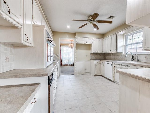 4708 NW 77th Street, Oklahoma City, OK 73132