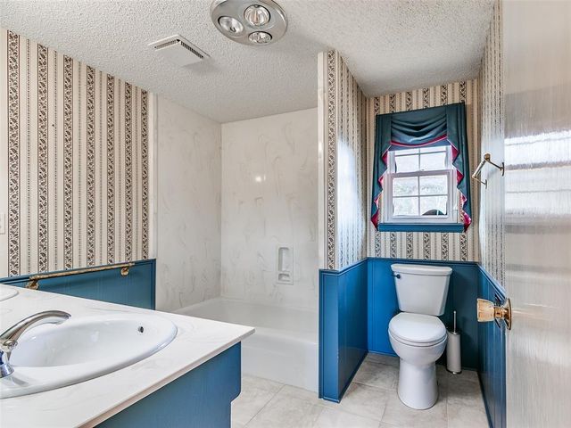 4708 NW 77th Street, Oklahoma City, OK 73132