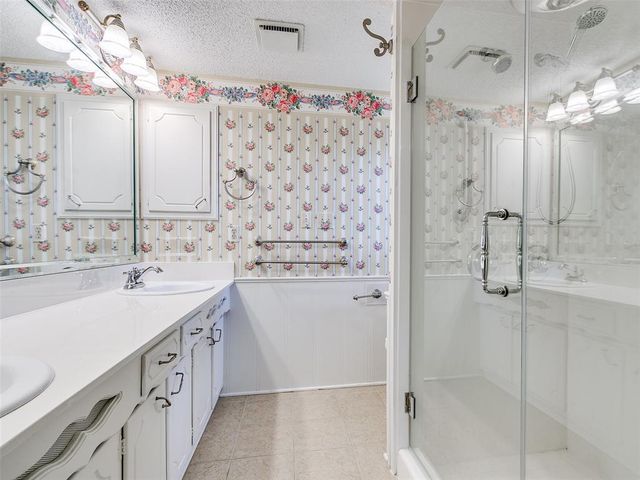 4708 NW 77th Street, Oklahoma City, OK 73132