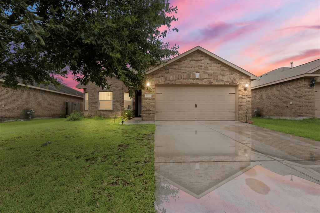 10220 Red Fern Court, Conroe, TX 77385