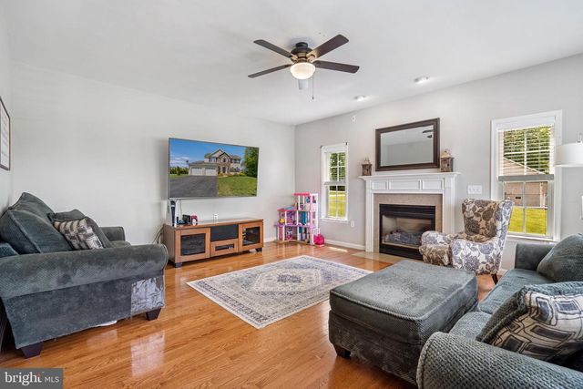 667 HALLMARK DR, Martinsburg, WV 25403