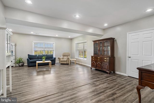 667 HALLMARK DR, Martinsburg, WV 25403