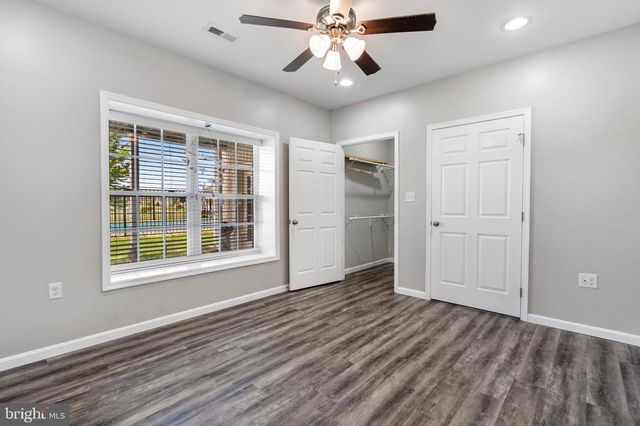 667 HALLMARK DR, Martinsburg, WV 25403