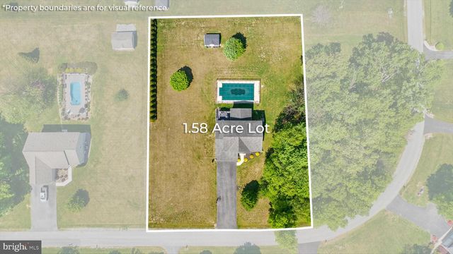 667 HALLMARK DR, Martinsburg, WV 25403